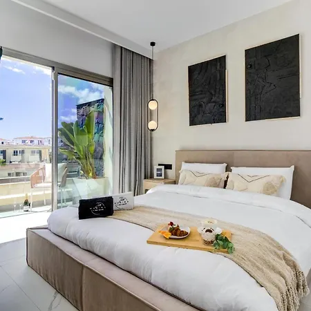 Apartment Sea View I Pool I Private Garage I Wi-fi I Grill I Wine L Coffee San Miguel de Abona