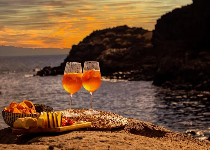 Sea View I Pool I Private Garage I Wi-fi I Wine L Coffee *