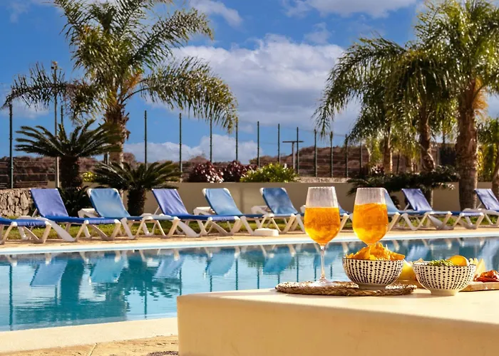 别墅 Sea View I Pool I Private Garage I Wi-fi I Wine L Coffee