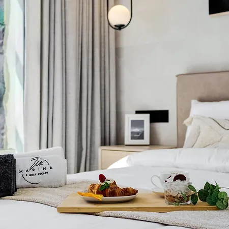 Sea View I Pool I Private Garage I Wi-fi I Wine L Coffee