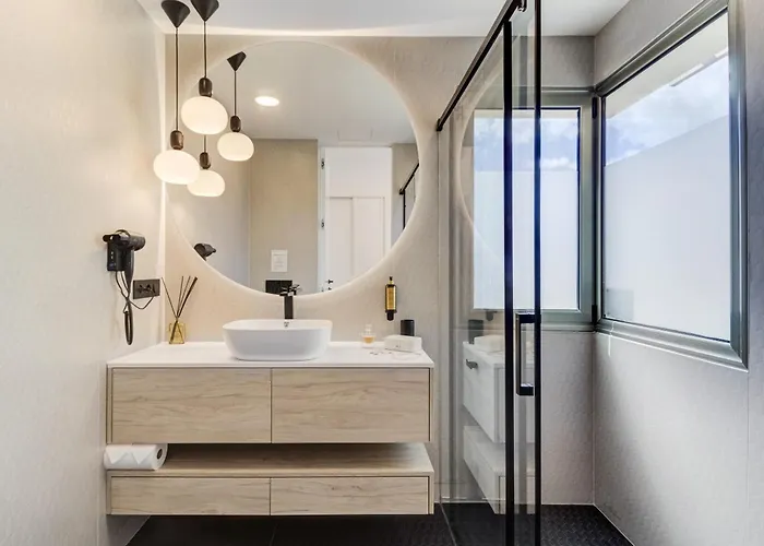 Sea View I Pool I Private Garage I Wi-fi I Wine L Coffee